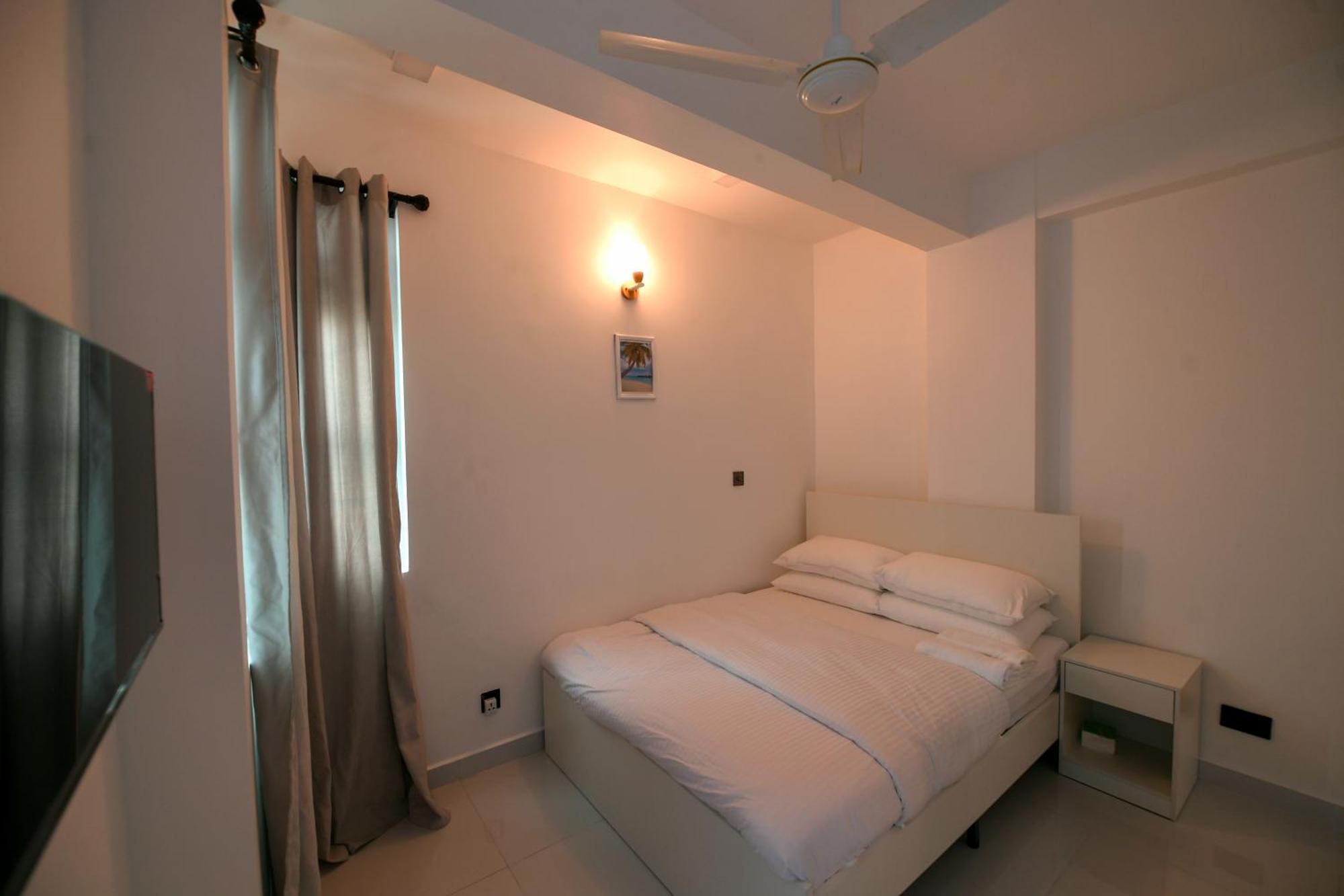 Seaview Apartment By Lin Residences Malé Kültér fotó